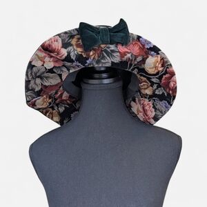 WHIMSIGOTH 90s Velvet Cloche Hat | Green Floral Hand Painted Gold | Petite 20.5"